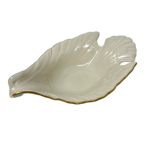 Lenox Dove Shaped Candy Dish 8" x 5" White Porcelain with Gold Trim EUC - Picture 3 of 6